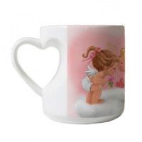Mug avec une anse en forme de coeur